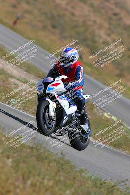 media/Apr-22-2023-TrackXperience (Sat) [[0ce6802930]]/Level 1/session 2 turn 5/